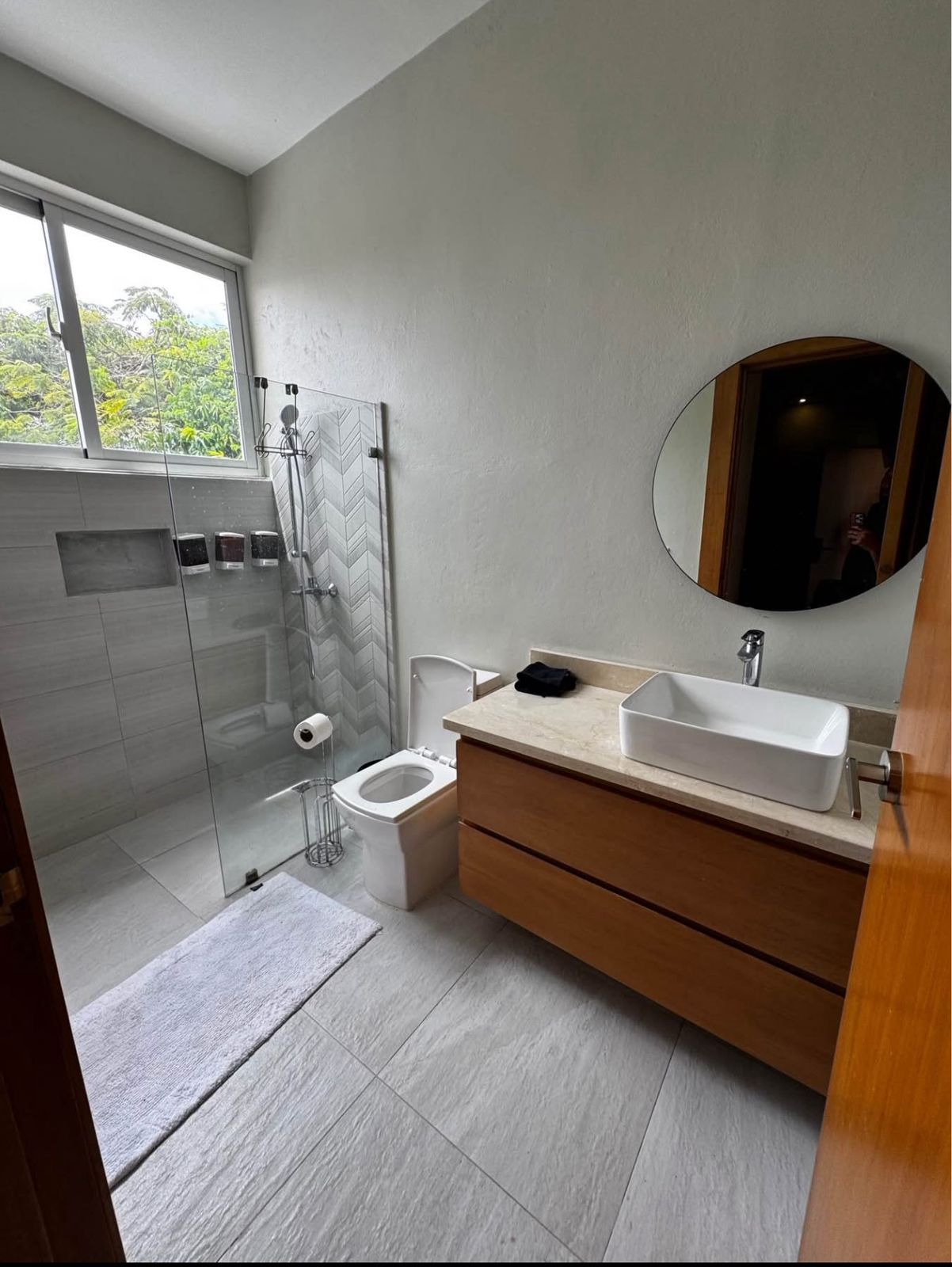 espectacular casa ubicada en el exclusivo residencial anamelia higuey - Foto 4