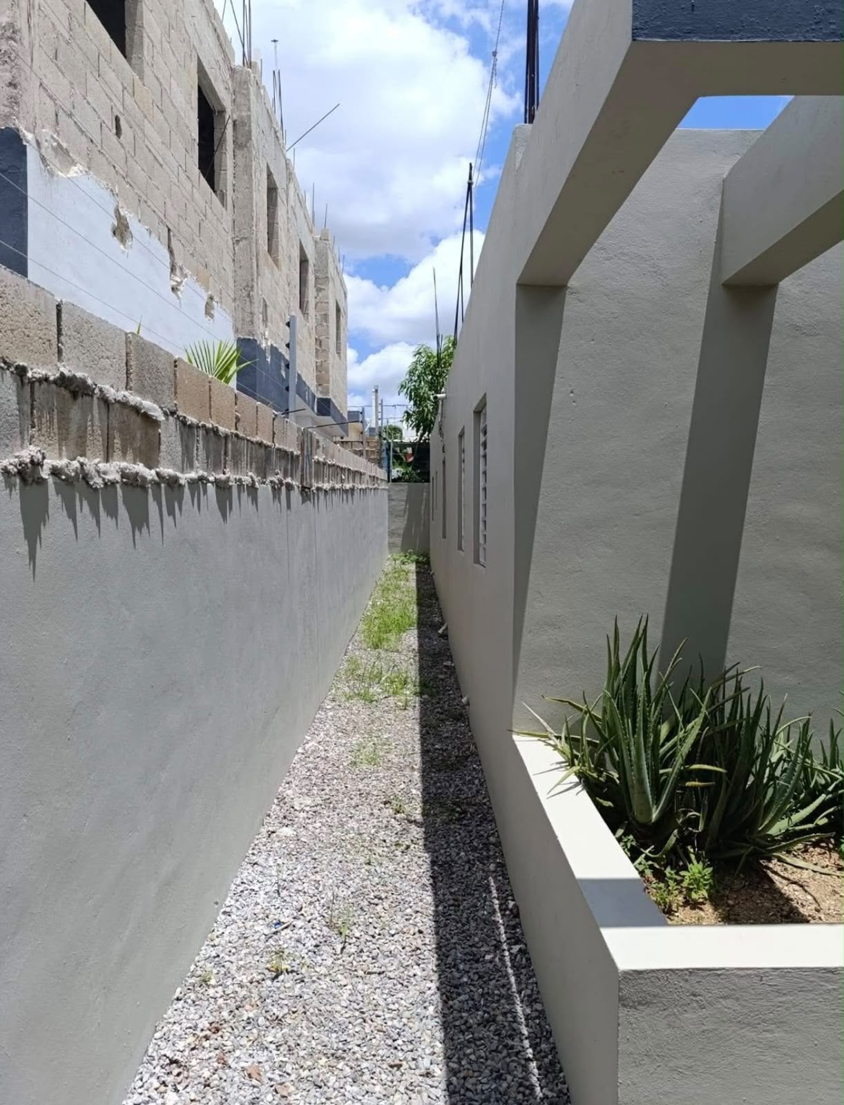 hermosa casa de 3 habitaciones en el hermoso residencial anamelia higuey - Foto 3