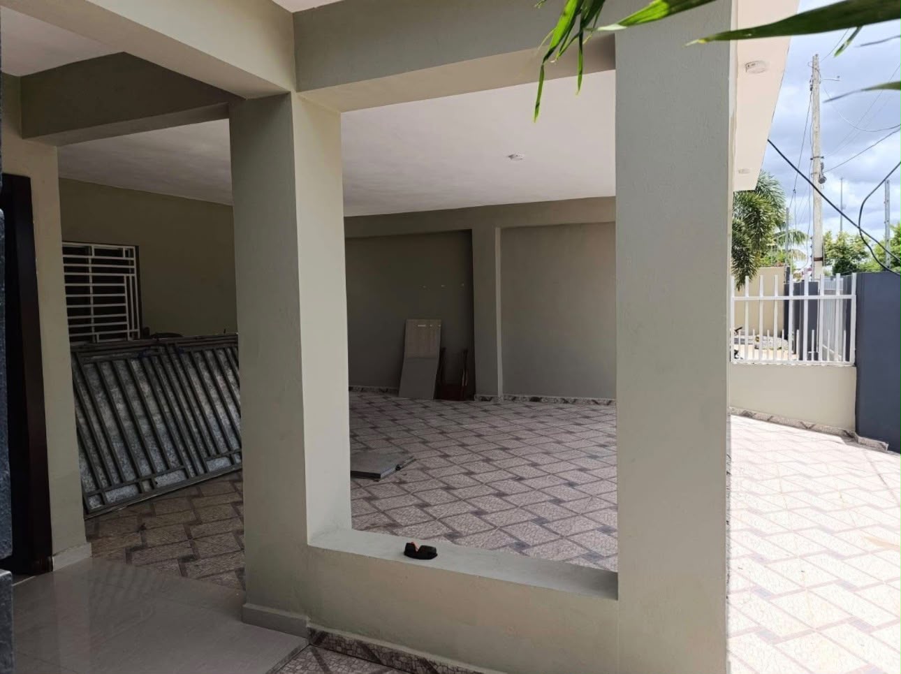 hermosa casa de 3 habitaciones en el hermoso residencial anamelia higuey - Foto 4