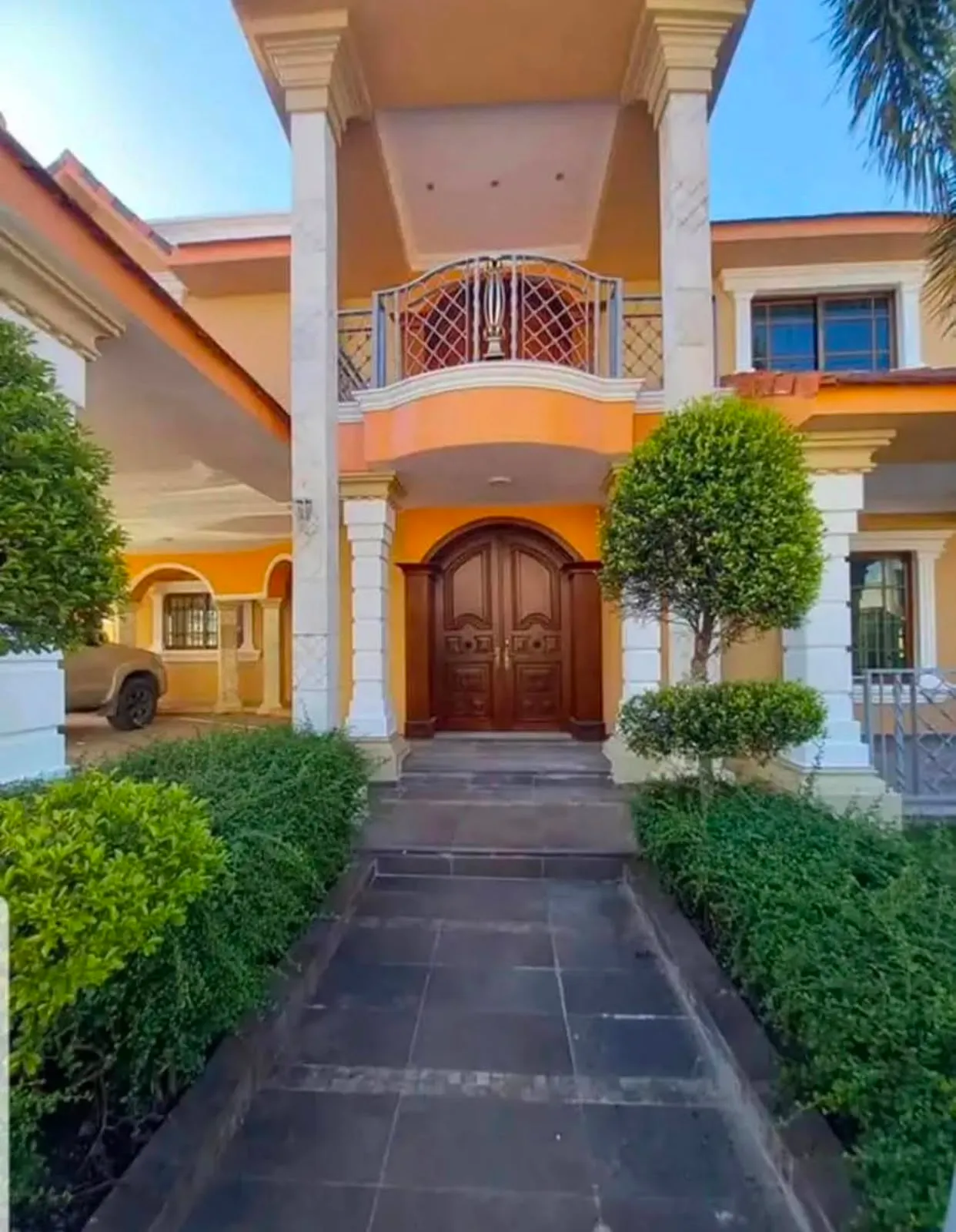 se alquila hermosa y amplia casa en residencial luisa perla higüey - Foto 3