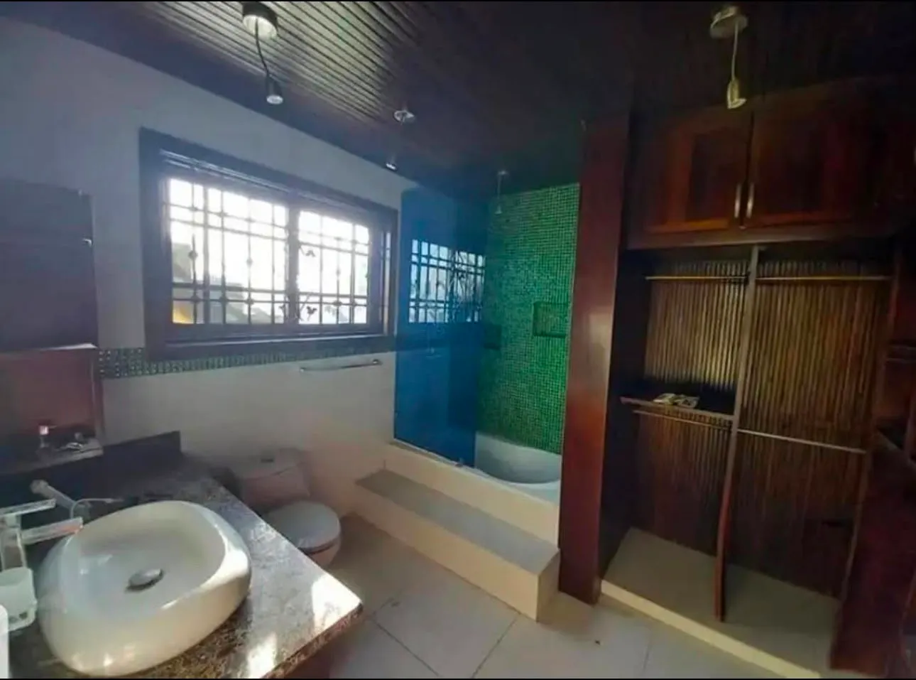 se alquila hermosa y amplia casa en residencial luisa perla higüey - Foto 4