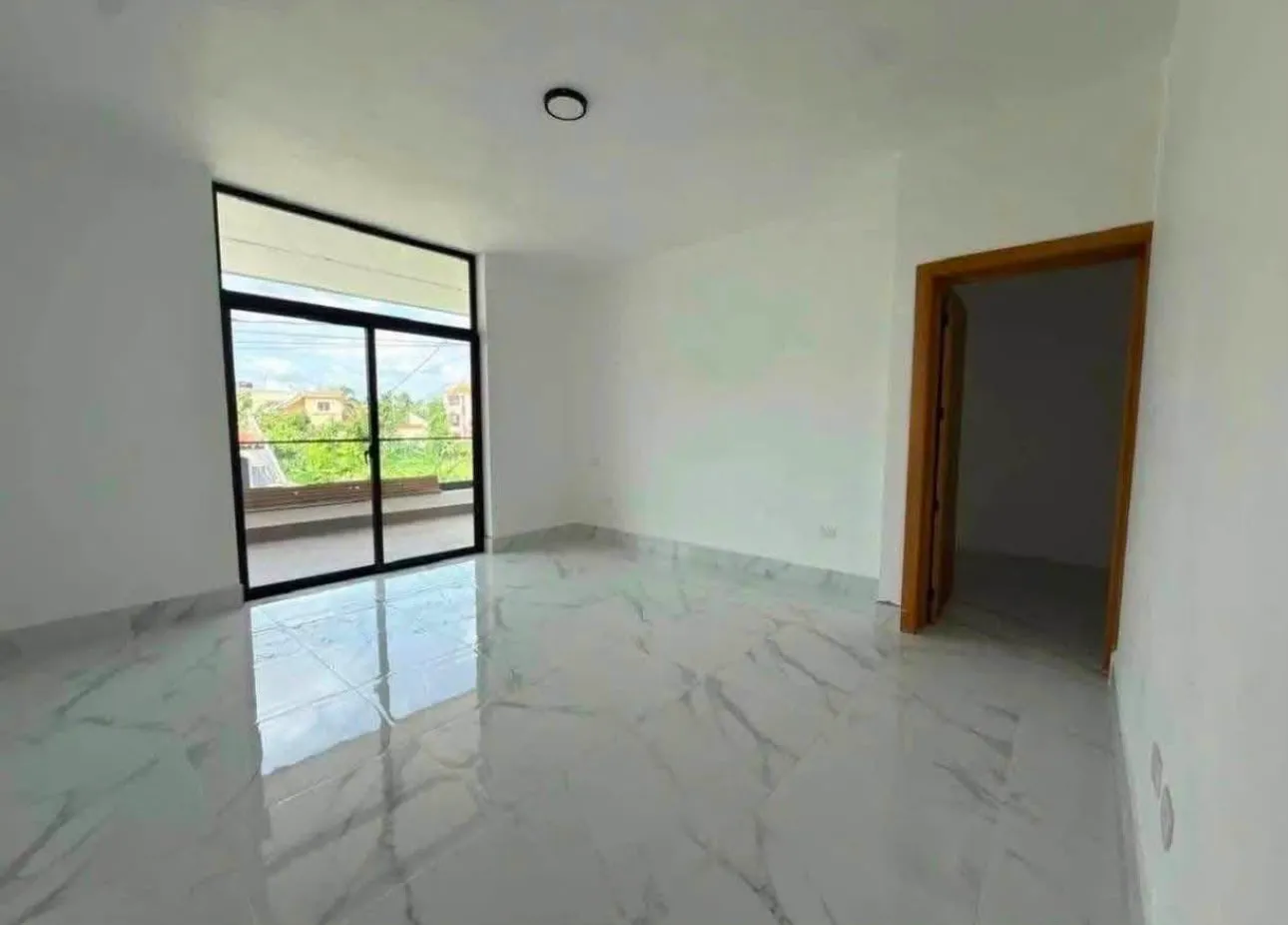 se vende hermosa casa totalmente nueva residencial luisa perla higüey la altagracia - Foto 5