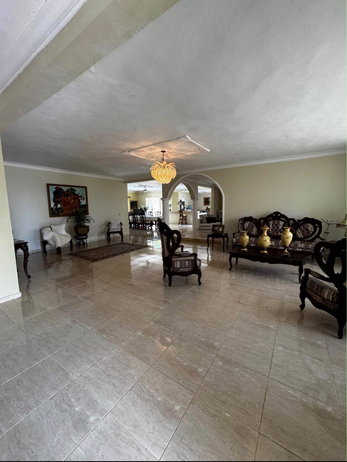 se vende preciosa casa ubicada en el residencial monte santa maria higuey - Foto 4