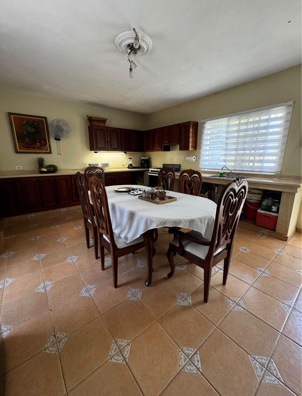 se vende preciosa casa ubicada en el residencial monte santa maria higuey - Foto 3